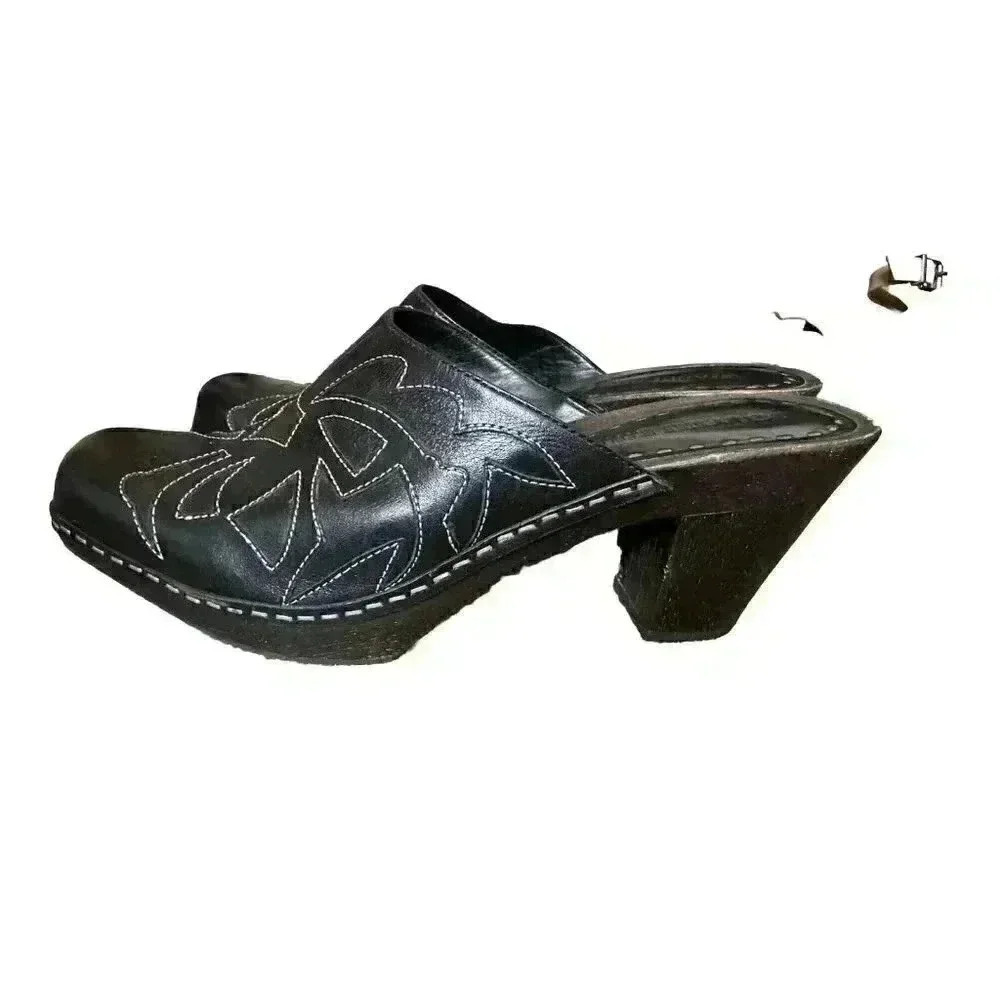 Gianni Bini Saddle Leather Clogs Black Slip On Mules Square Toe Heels 7M - Picture 2 of 6